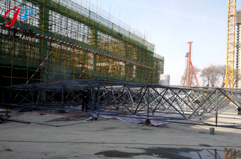 西航二校辦公樓，食堂及活動中心屋面網架工程